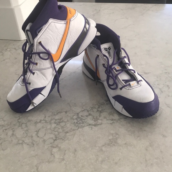 kobe 1 protro sizing